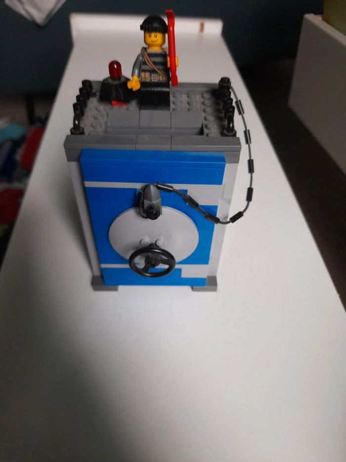 Coffre fort lego 40110