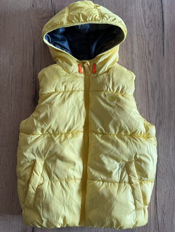Doudoune sans manches esprit taille 6-7 ans comme neuve