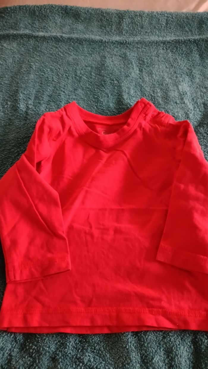 Tee shirt rouge