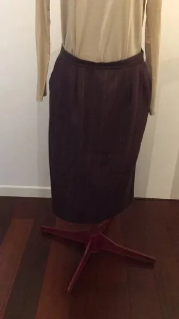 Jupe en tweed fines rayures