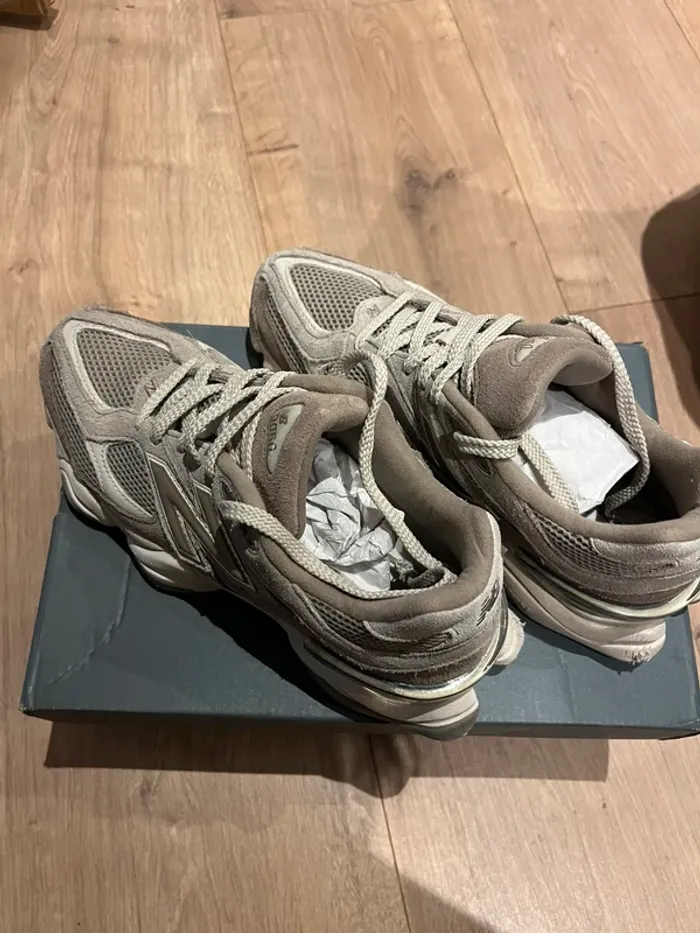 New Balance 9060 'Grey Suede' Taille 40 - photo numéro 4
