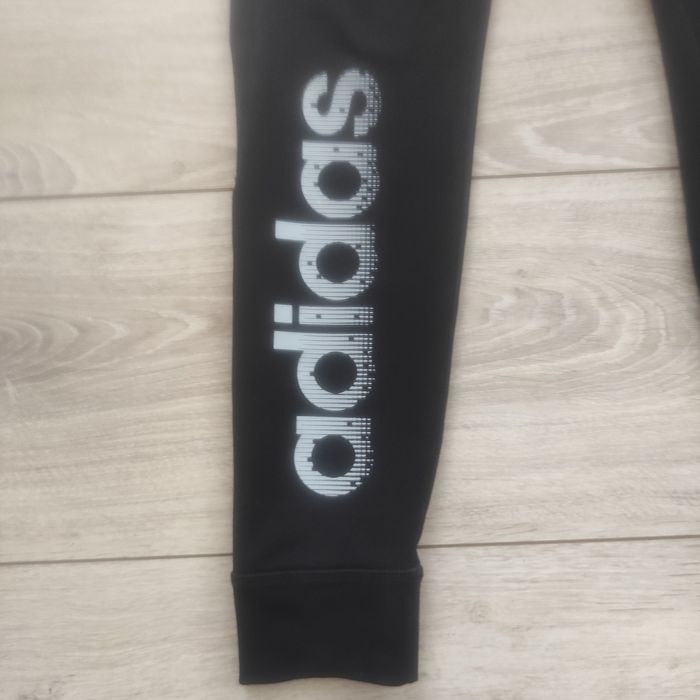 Legging de sport Adidas noir et blanc - photo numéro 2