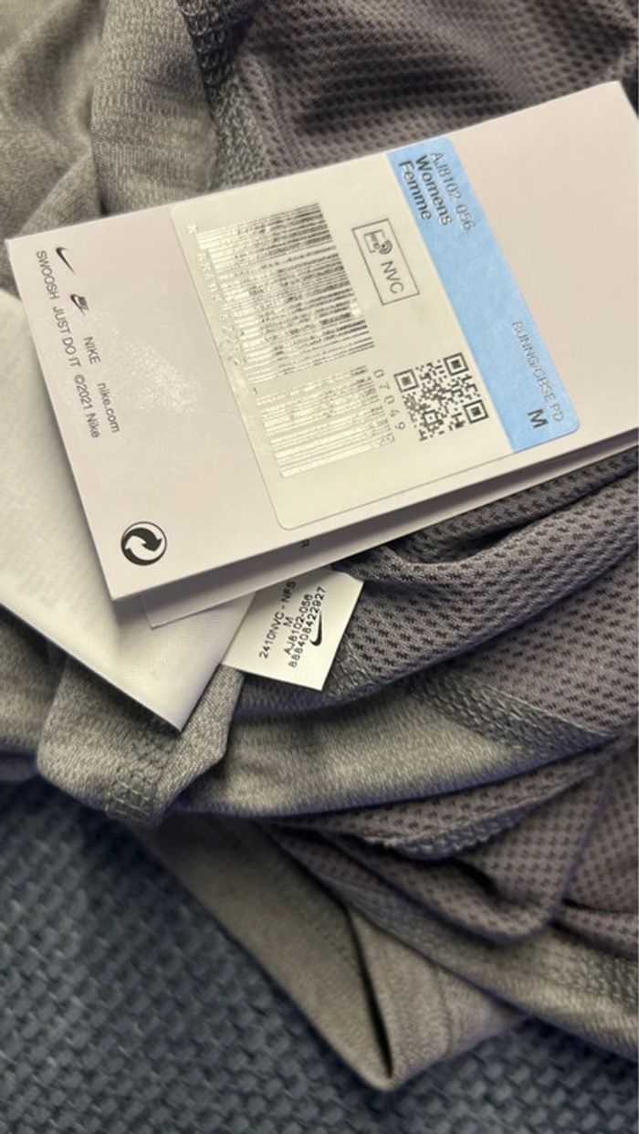 Débardeur Nike running neuf taille M - photo numéro 13