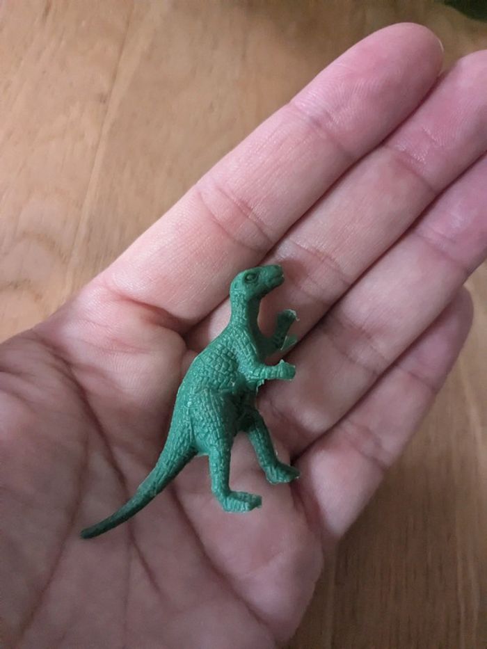 🌟 lot de 22 petites figurines dinosaures en plastique - photo numéro 13