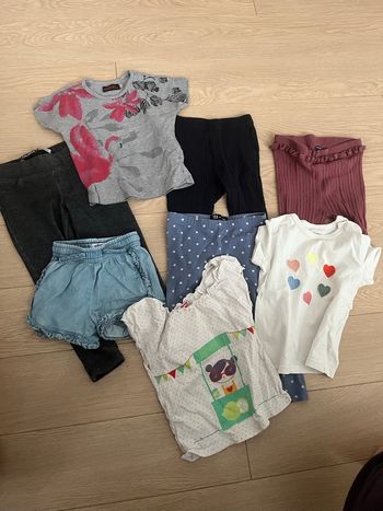 Lot vêtement fille 2 ans