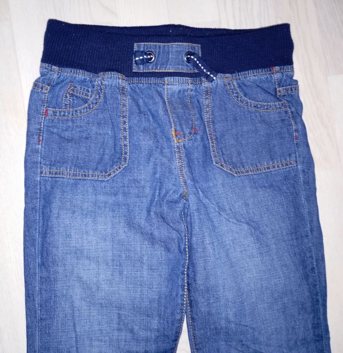 Jeans denim bleu légèrement délavé Tex 
T. 9-10 ans - photo numéro 2