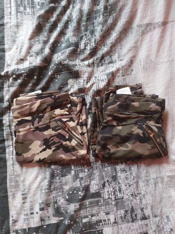 Lot de 2 leggings pantalons neufs