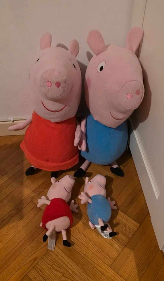 Lot peluche Pepa pig