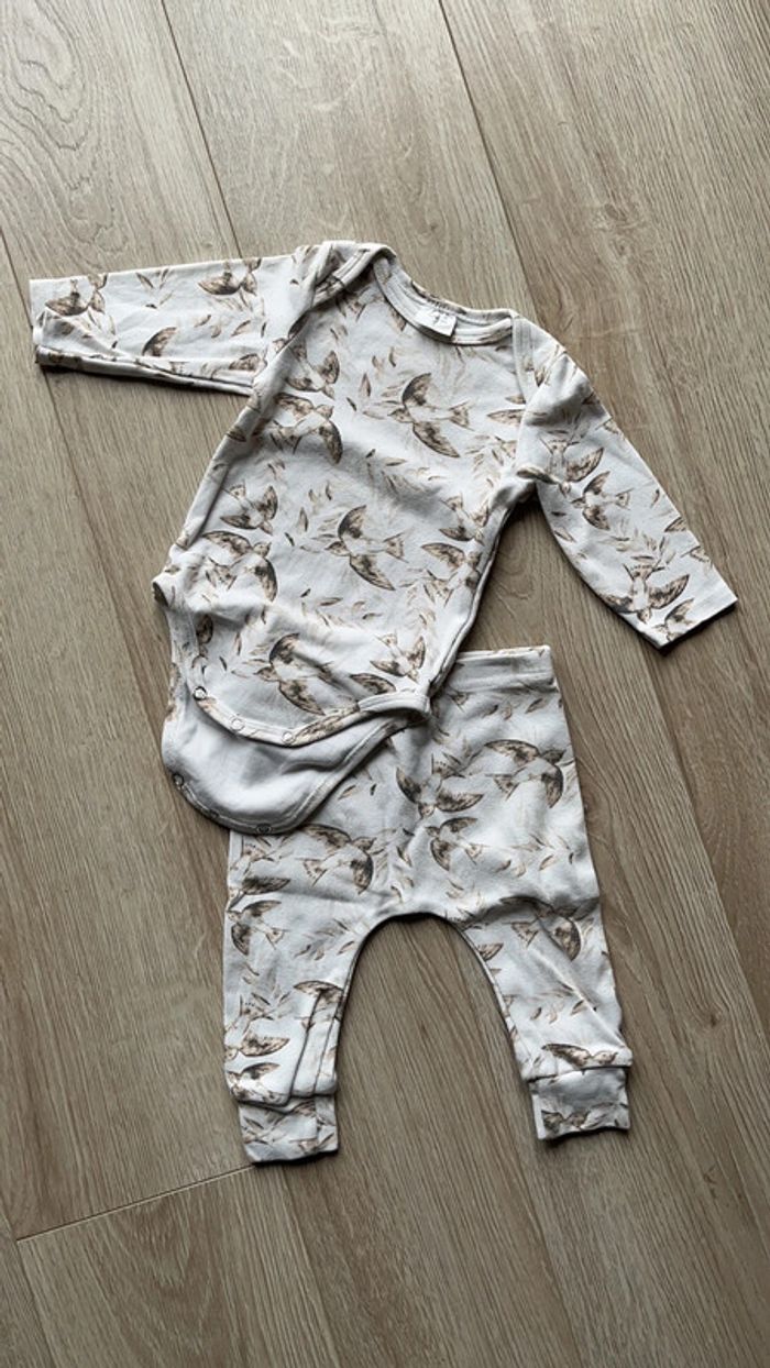 Ensemble body manches longues et pantalon sarouel