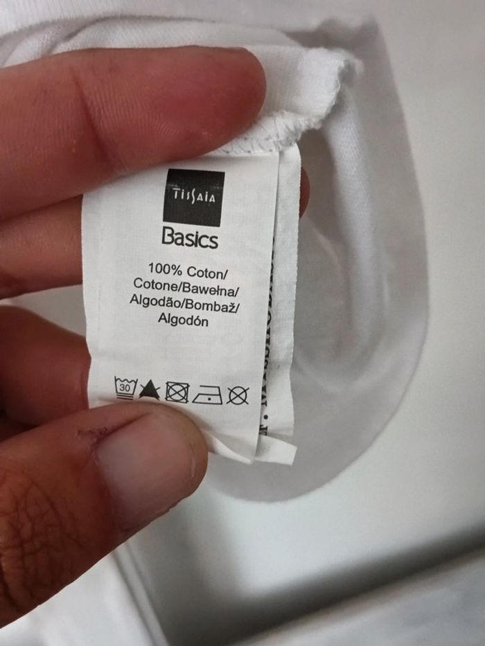 Tee shirt blanc taille 42 - photo numéro 4
