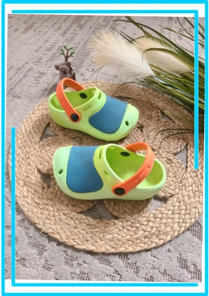 Crocs taille 25 - photo numéro 4