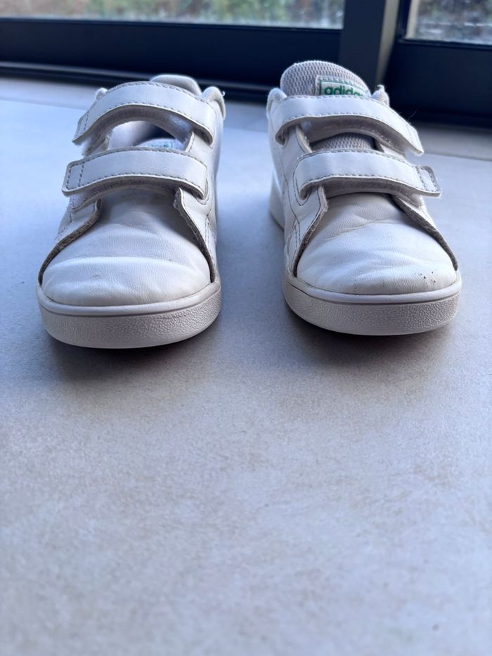 Basket adidas blanche taille 27 - photo numéro 2