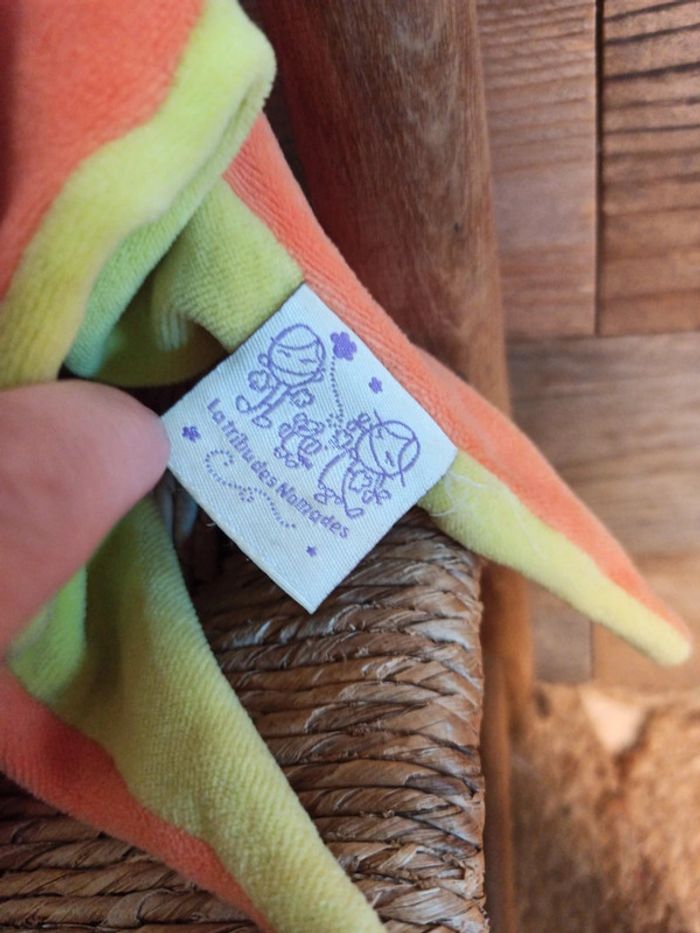 Doudou lapin orange la tribu des nomades tbe - photo numéro 4