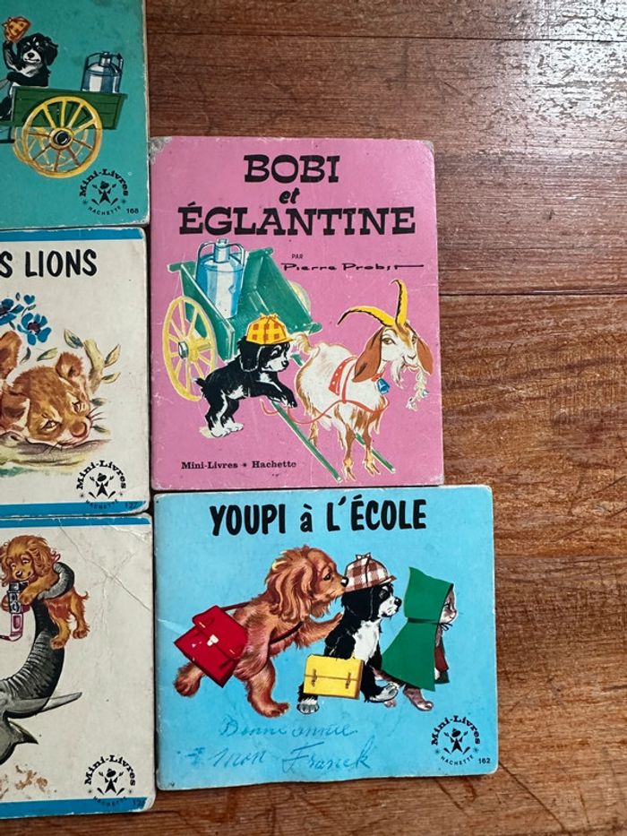 Lot de 5 mini-livres Pierre Probst Hachette Caroline Youpi Bobi albums vintage - photo numéro 3