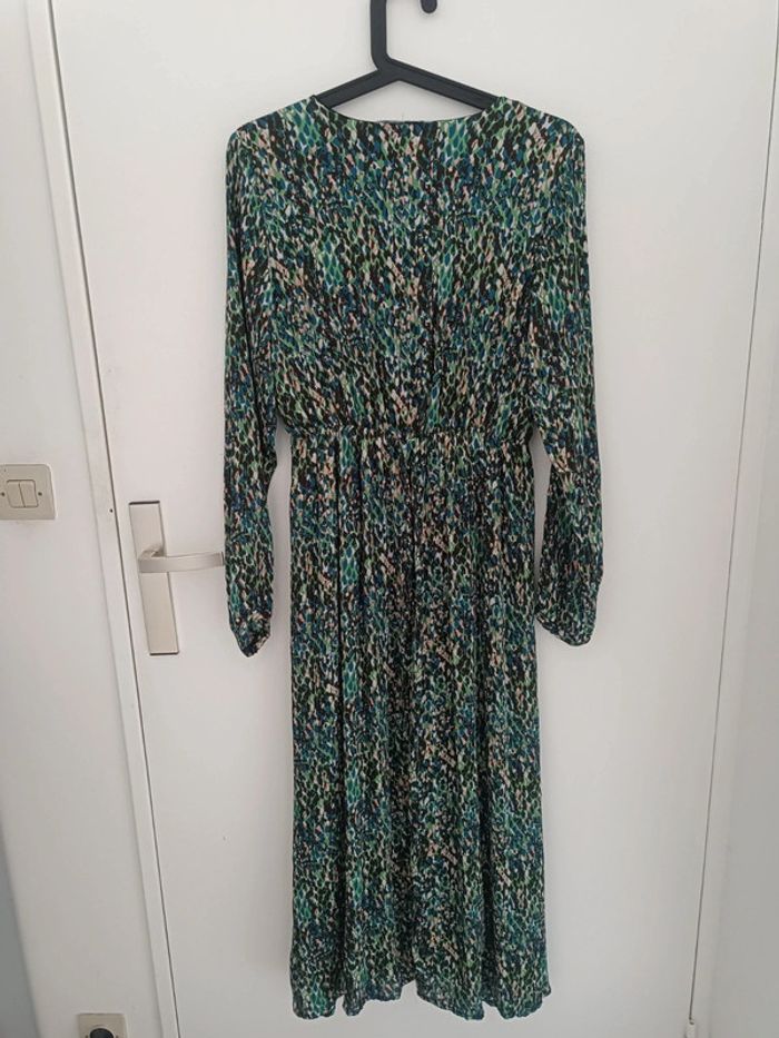 Robe longue motif léopard tons vert Only Taille S En très bon état - photo numéro 5