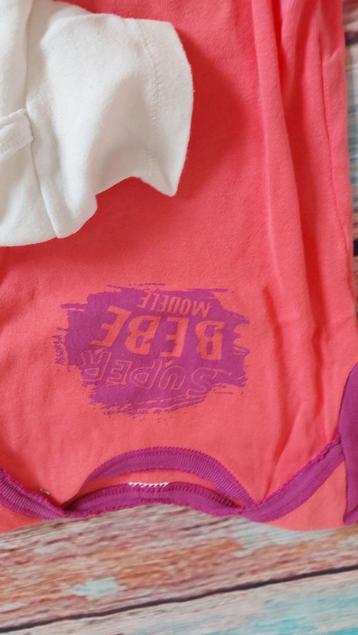 Lot de 5 bodies manches courtes fille 6 mois - photo numéro 4