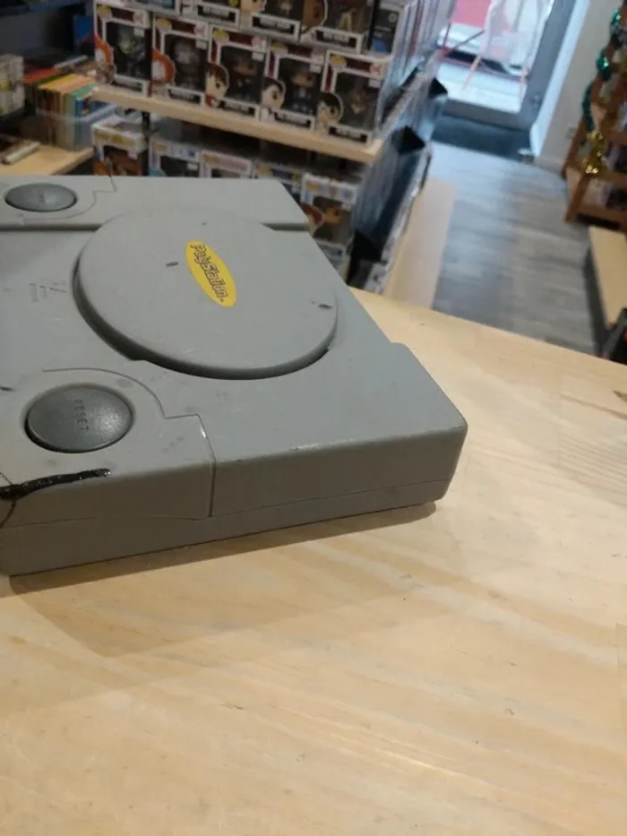 Polystation - PlayStation 1 - photo numéro 4