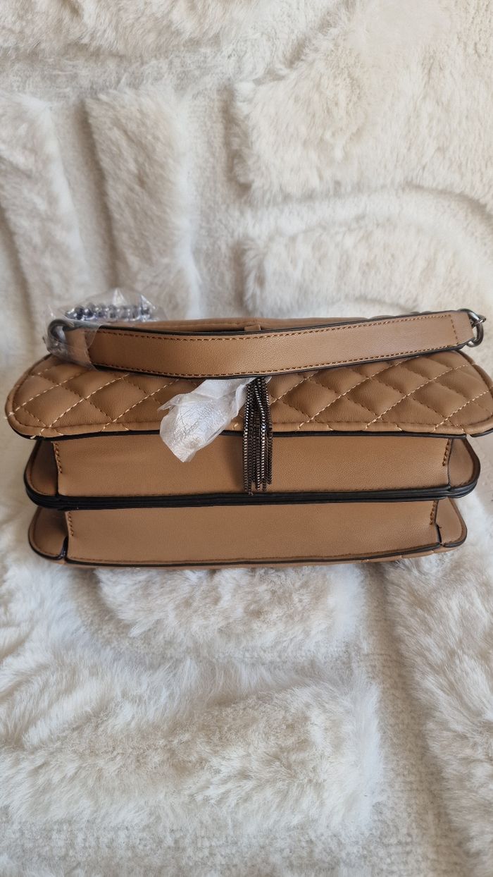 👜 Sac à main Manoukian – Élégant et pratique - photo numéro 10