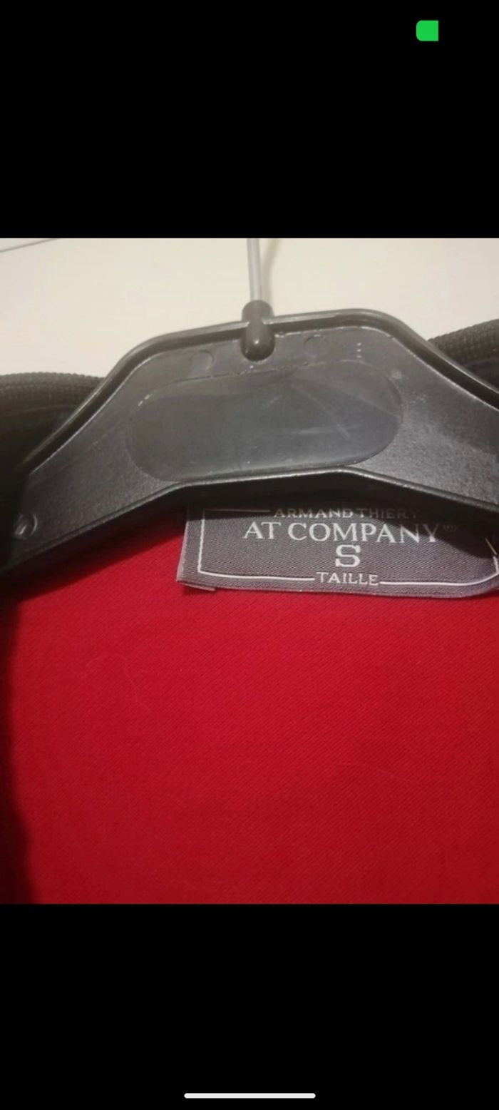 Polo Armand Thiery rouge et noir. Taille S - photo numéro 6