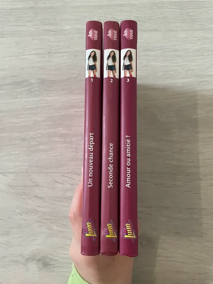 Livre tome 1 2 3 Soy luna la bibliothèque rose - photo numéro 3