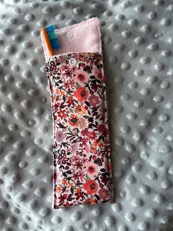 Étui à brosse à dents neuf