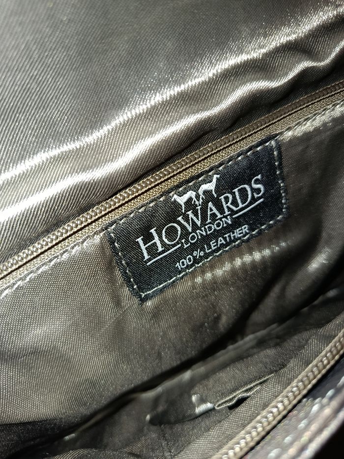 Pochette en cuir gris argenté - Howards - photo numéro 3