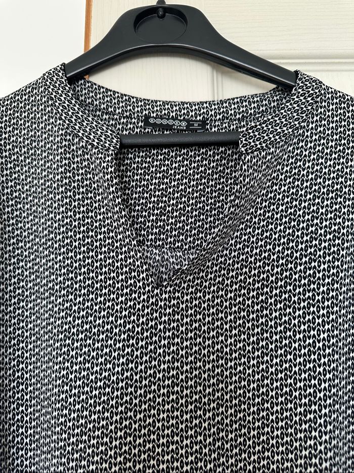 Robe courte à motif noire et blanche - photo numéro 2