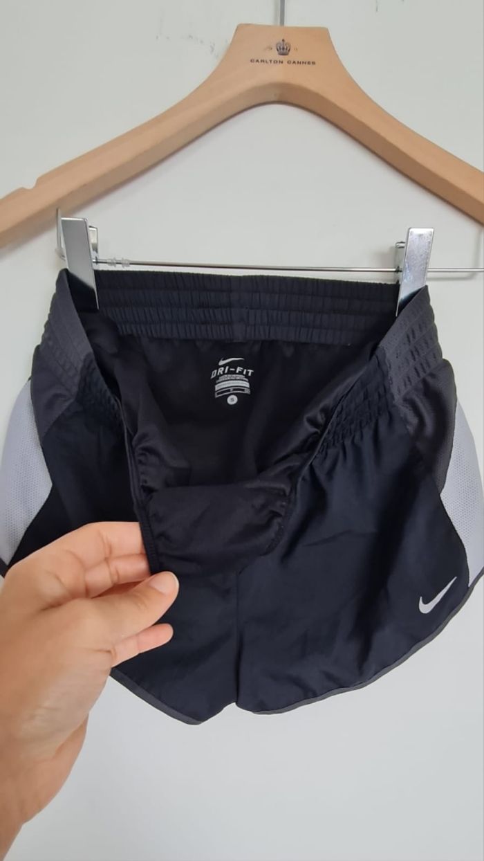 Short de sport Nike - photo numéro 3