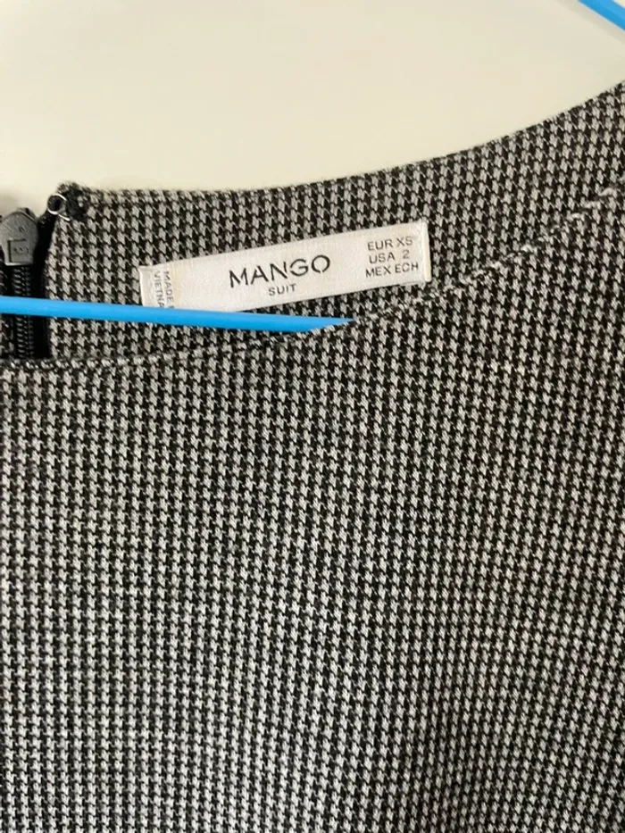 Robe fourreau MANGO - photo numéro 2