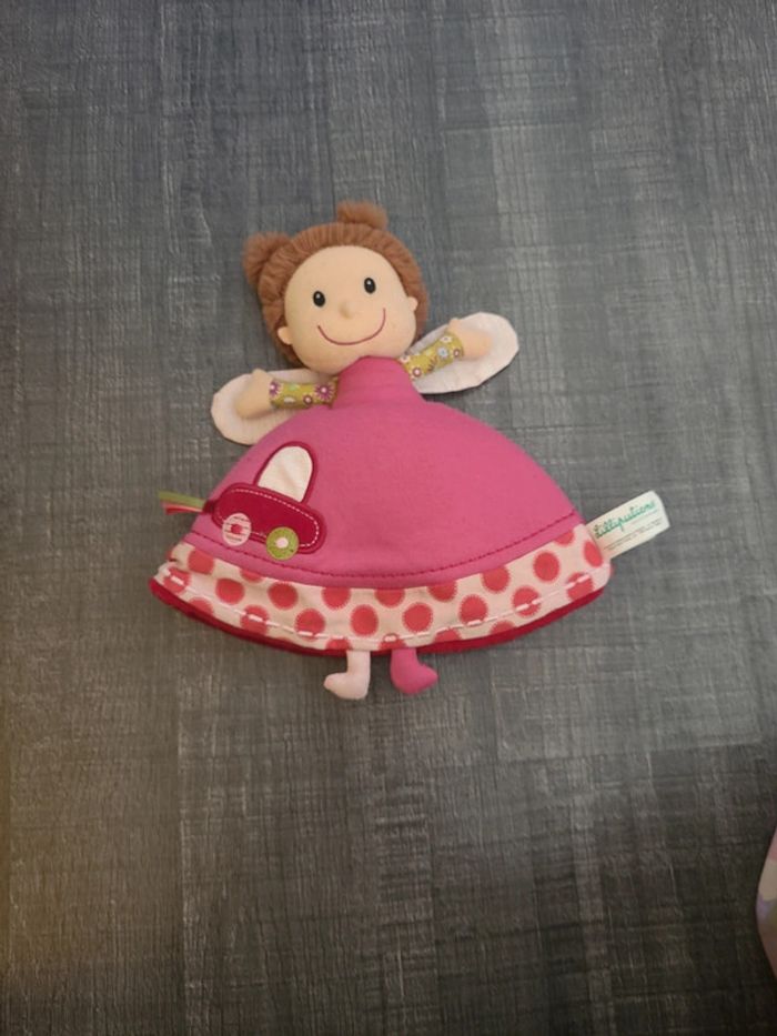 Marionnettes liliputiens