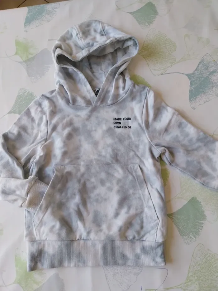 Sweat à capuche garçon 4 ans