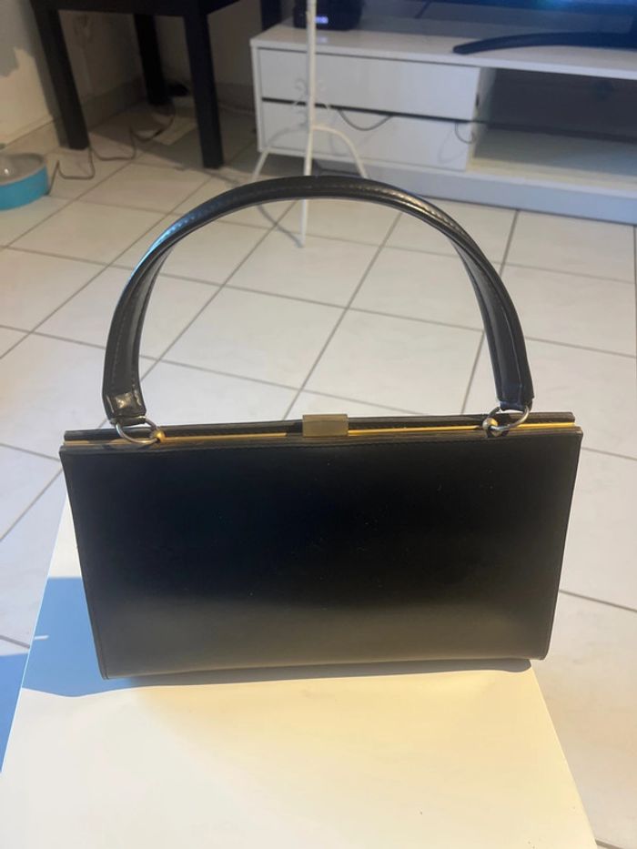 Sac vintage année 1970 en cuir - photo numéro 4