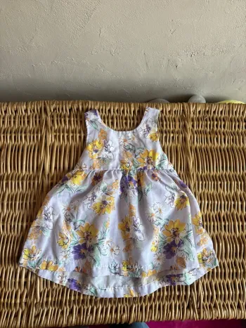 Robe Lilas 2ans kidex’s en très bon état