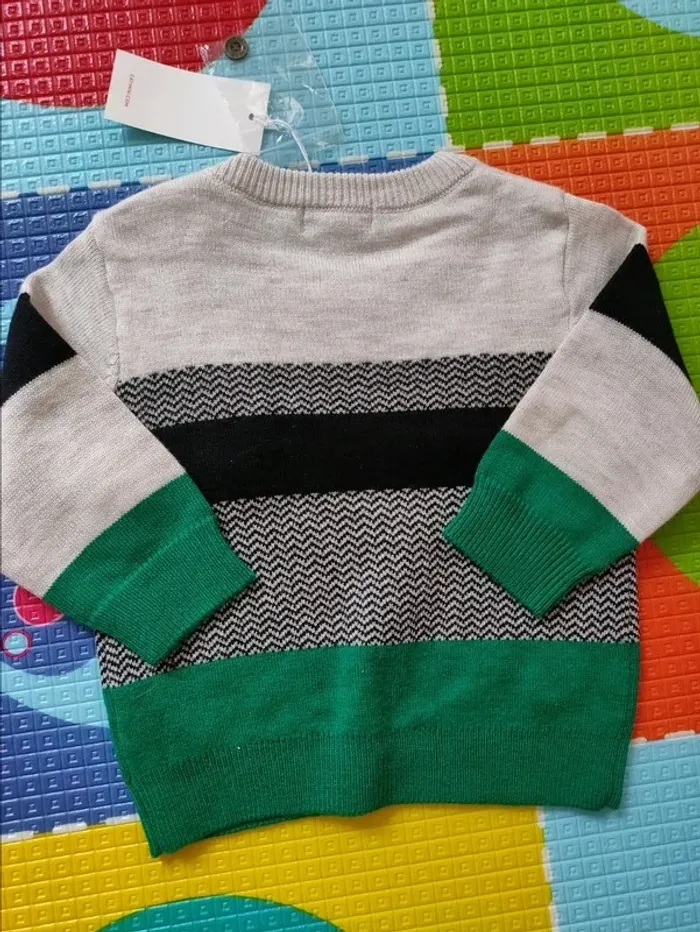 Pull Catimini 6 mois neuf - photo numéro 4
