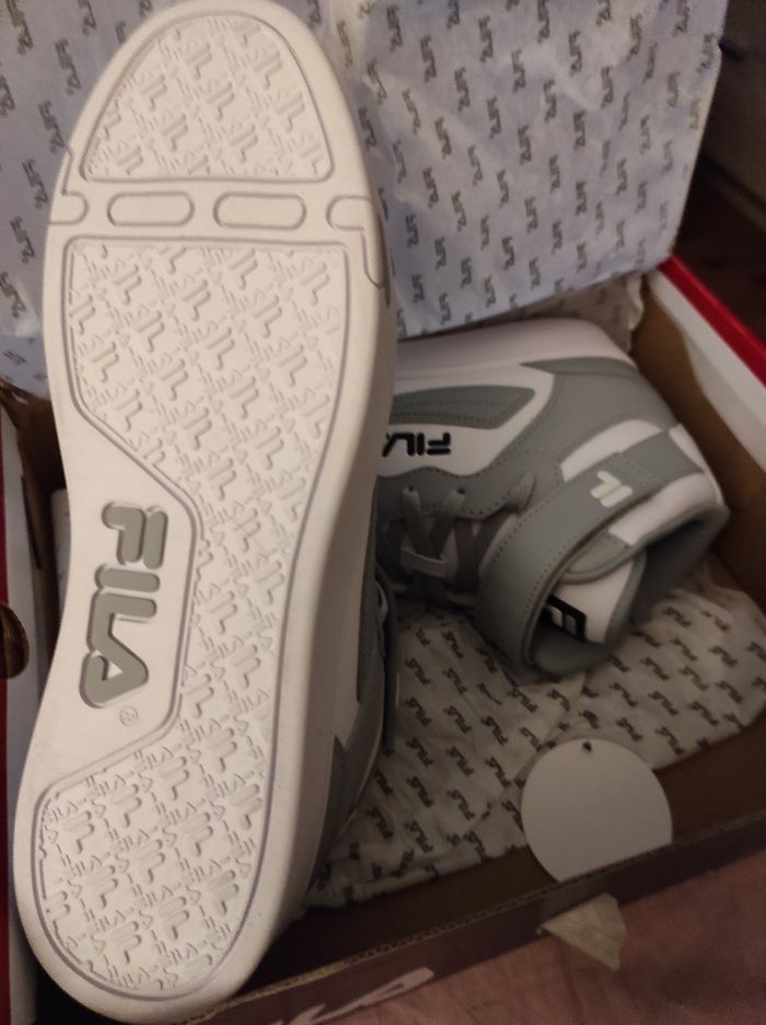 Fila neuve - photo numéro 4