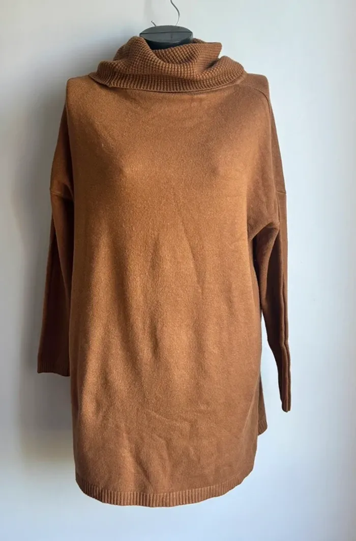 Robe pull marron col roulé M à XL – Photos et mesures à regarder