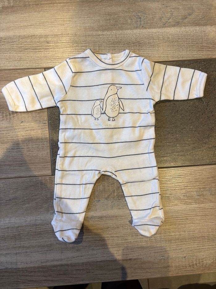 Lot 3 pyjamas léger 1 mois - photo numéro 4