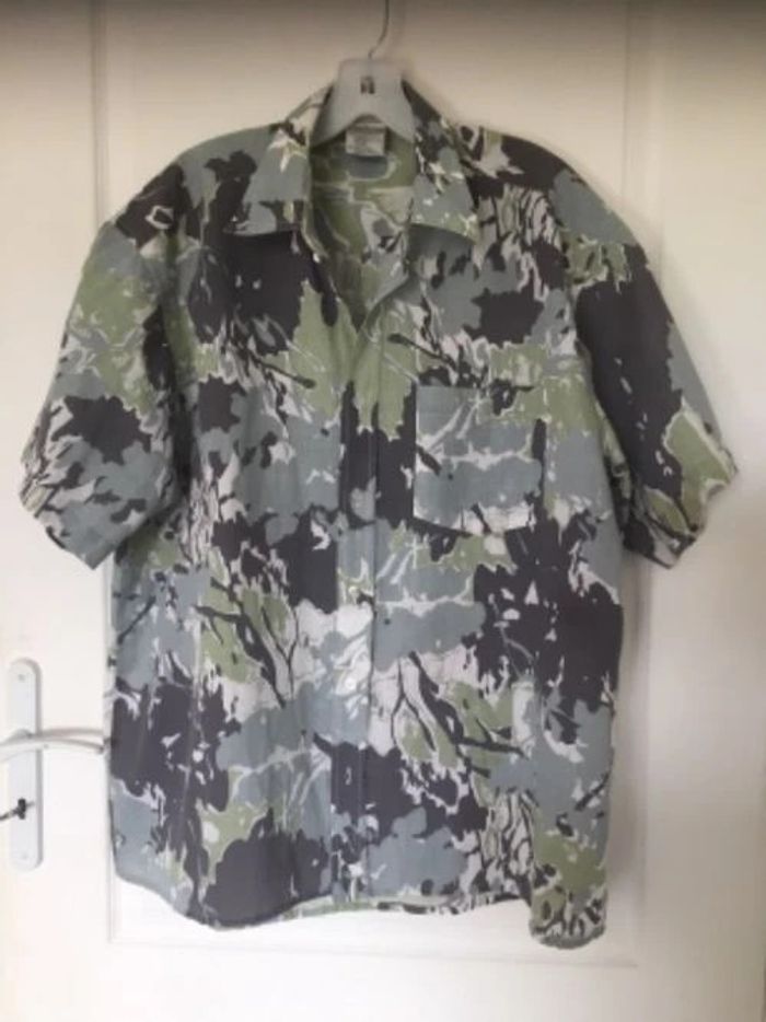 Chemise kaki chamarré XL