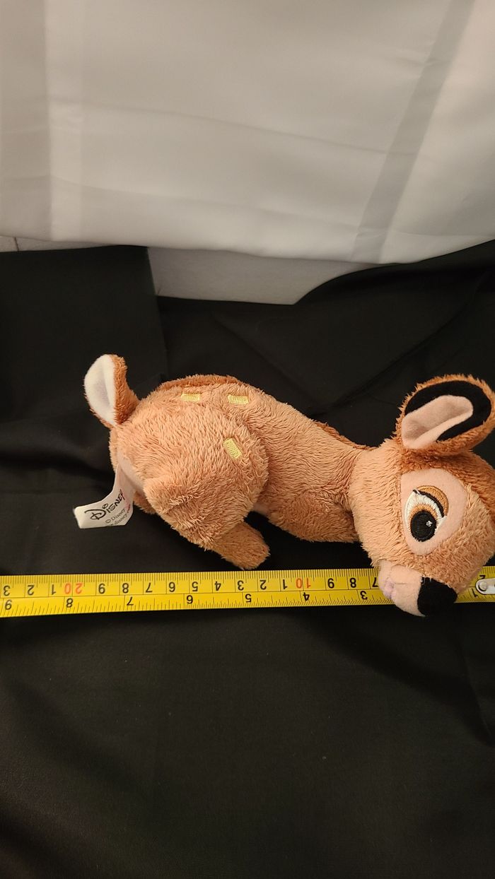 Petite Peluche doudou Bambi allongé DISNEY marron beige jaune billes corps 20 cm - photo numéro 3