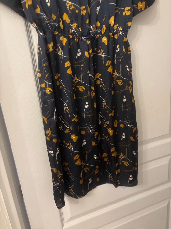Robe manches courtes galeries Lafayette S - photo numéro 8