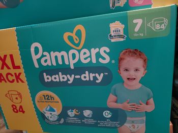 Pampers gigapack xxlpack taille 7 babydry 