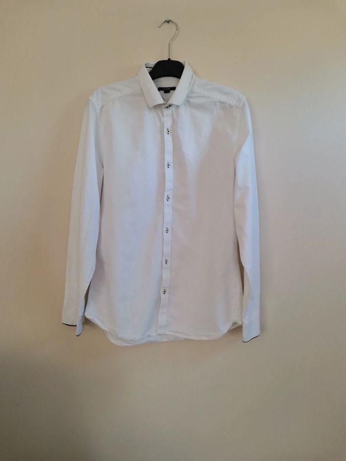 Chemise blanche manche longue