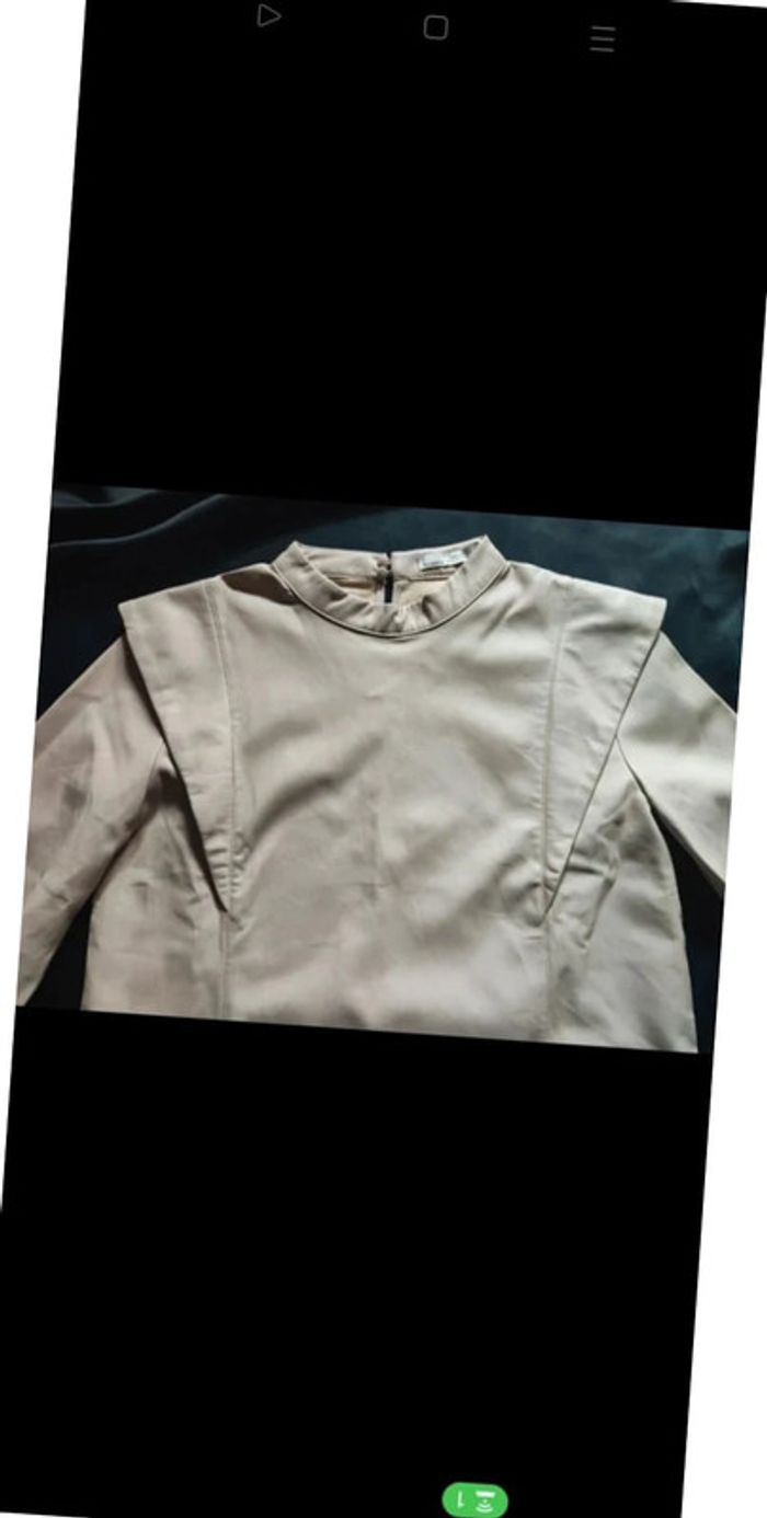 Jolie haut effet cuir souple pull&bear - photo numéro 7