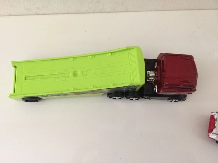 Camion et Dragster Hot Wheels - photo numéro 3
