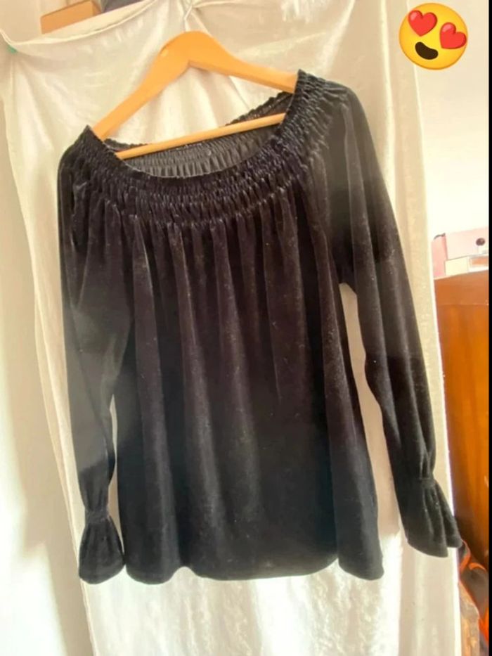 Haut noir