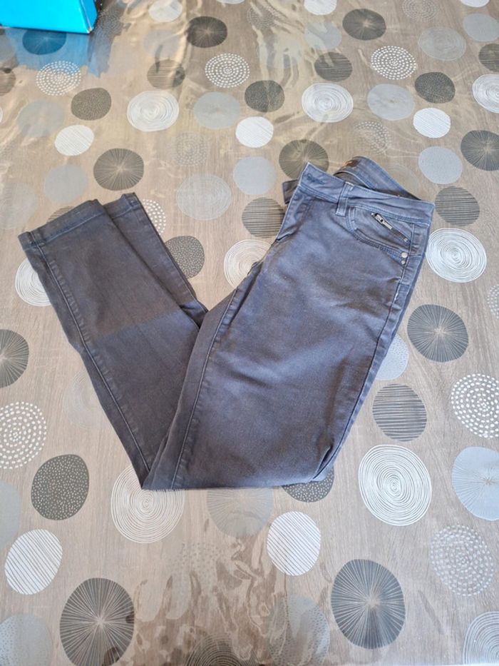 Pantalon cache cache