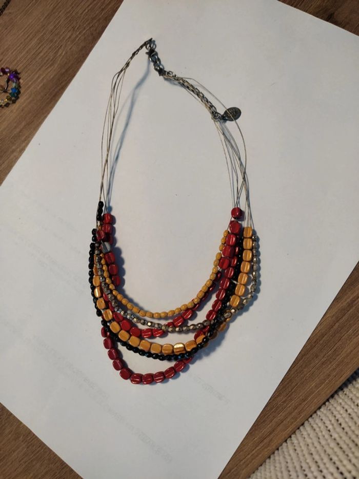 Collier fantaisie