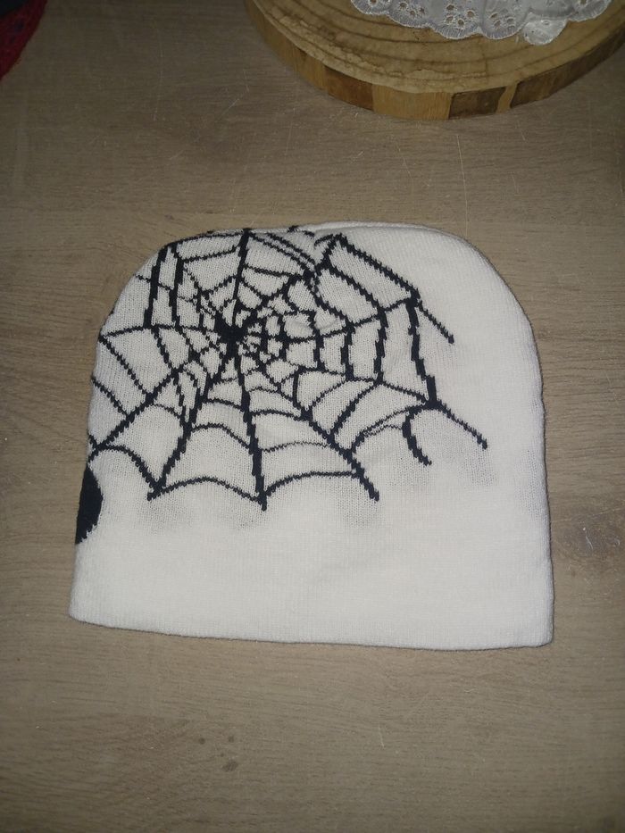 Bonnet y2k - photo numéro 2