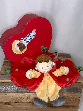 NIC160 doudou poupée coccinelle 🐞 nicotoy