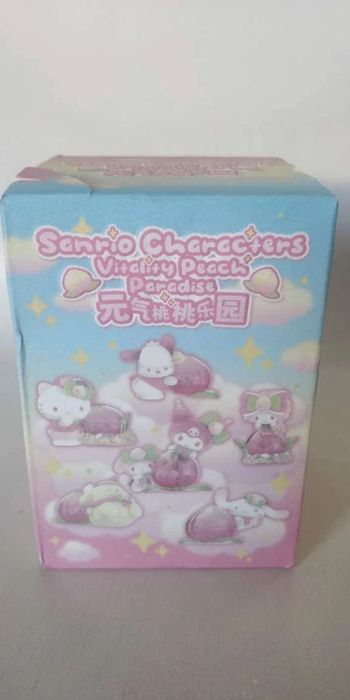 Figurine Sanrio characters vitality peach paradise